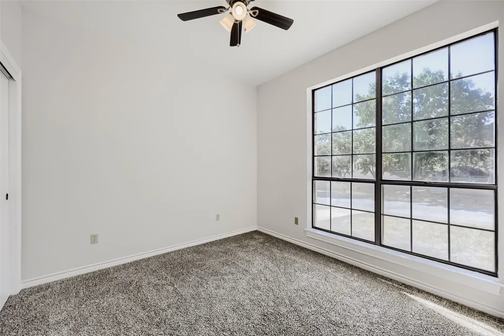 1021 Rio Grande Drive Benbrook, TX 76126