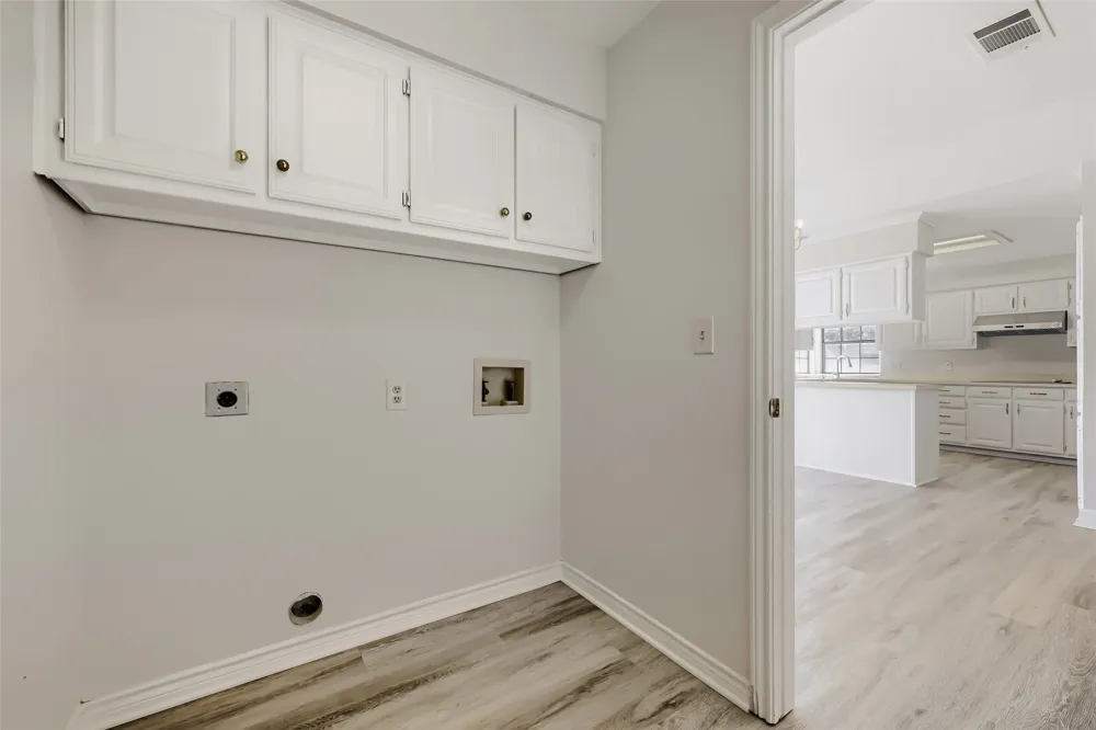1021 Rio Grande Drive Benbrook, TX 76126