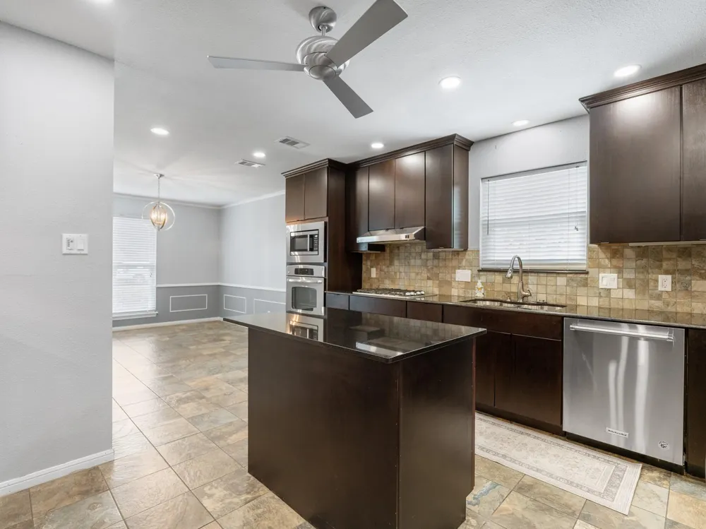 2613 Oak Drive Bay City, TX 77414