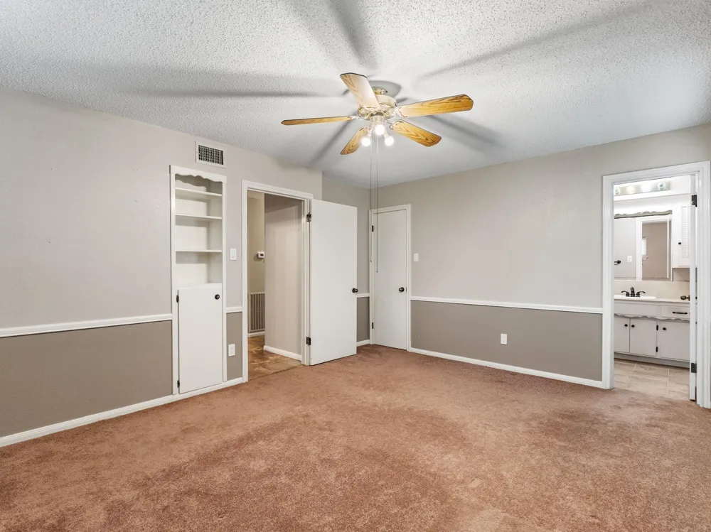 2613 Oak Drive Bay City, TX 77414