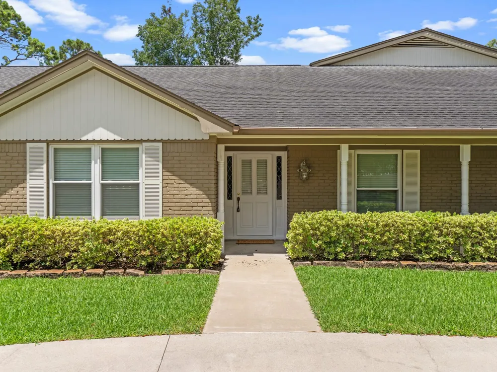 2613 Oak Drive Bay City, TX 77414