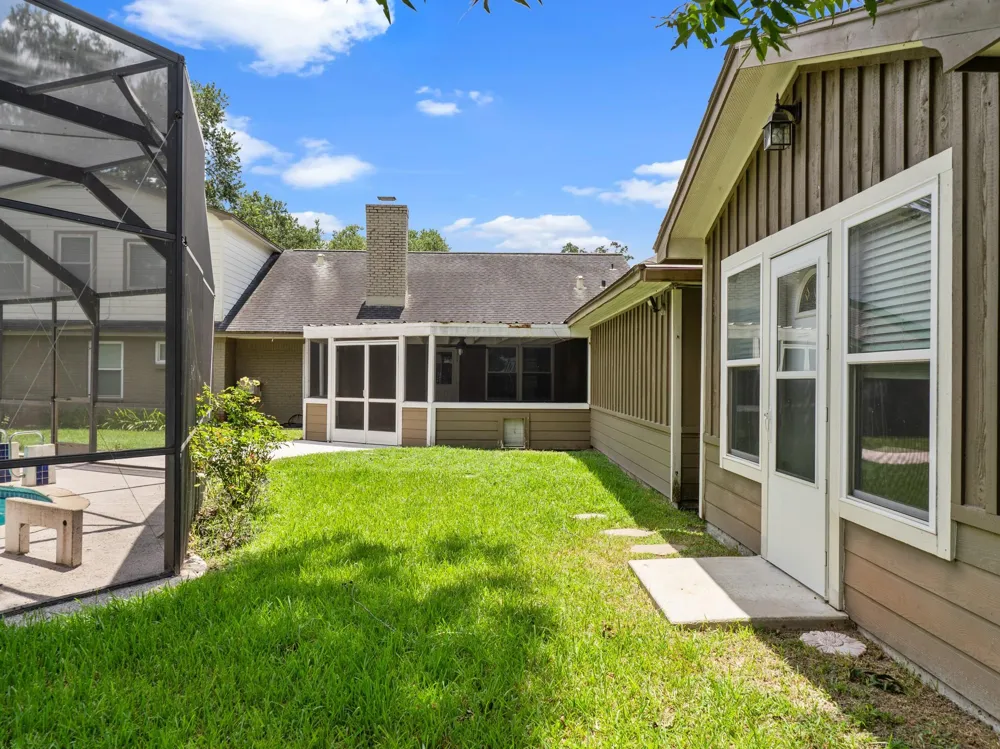 2613 Oak Drive Bay City, TX 77414