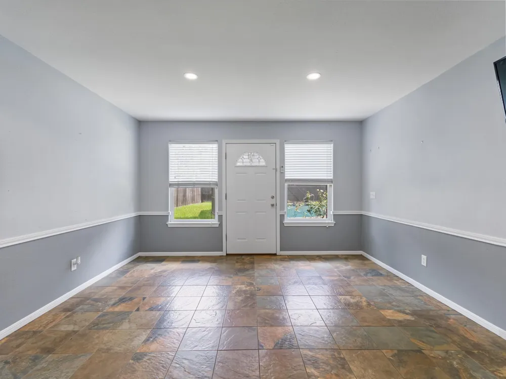 2613 Oak Drive Bay City, TX 77414