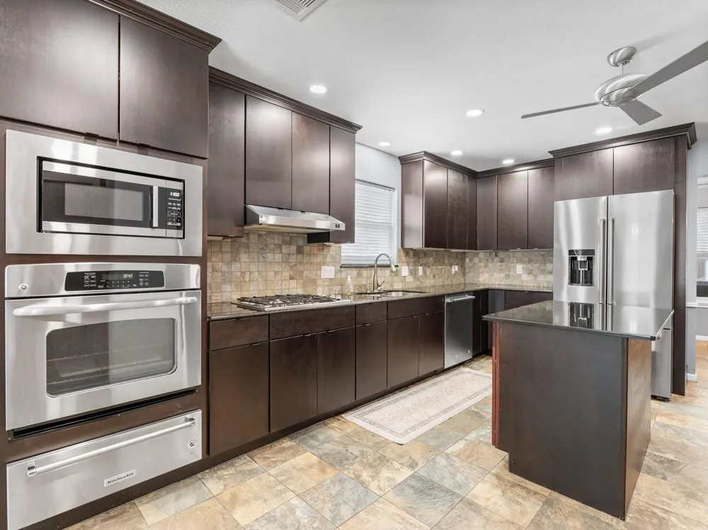 2613 Oak Drive Bay City, TX 77414