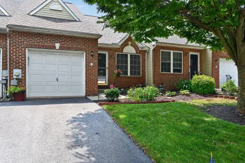 272 W RED LION DRIVE