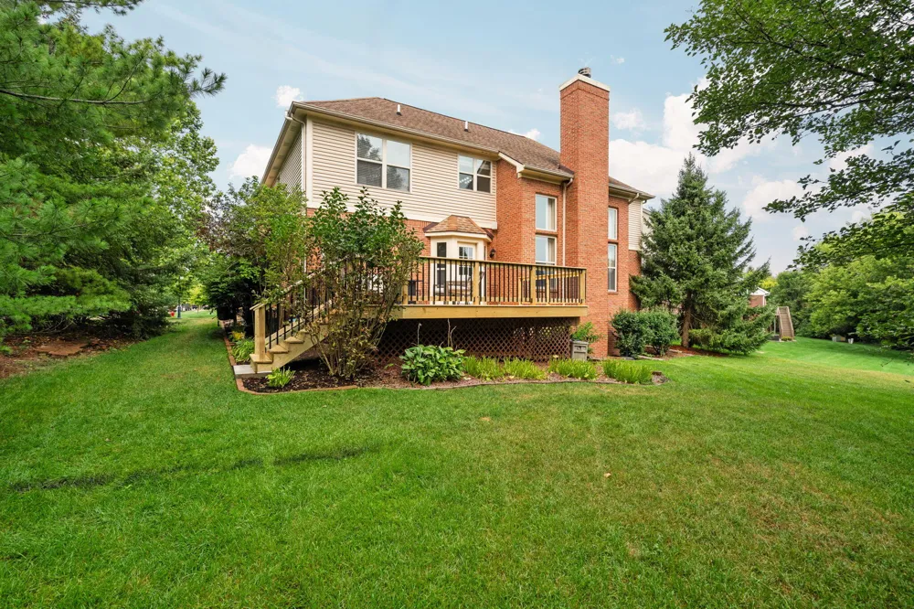 691 Park Lane Road Chelsea, MI 48118