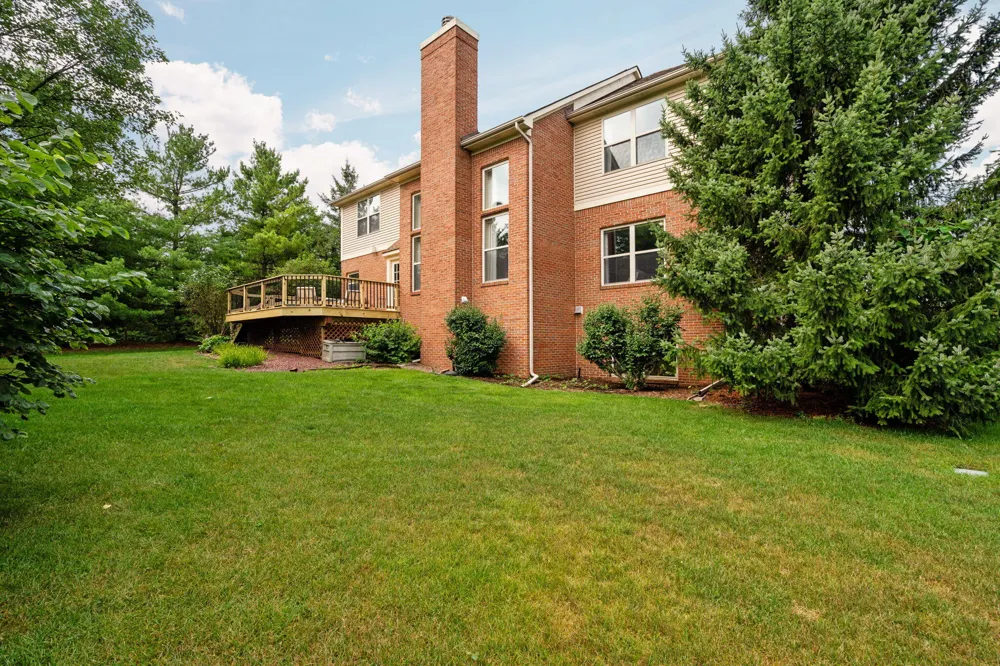 691 Park Lane Road Chelsea, MI 48118