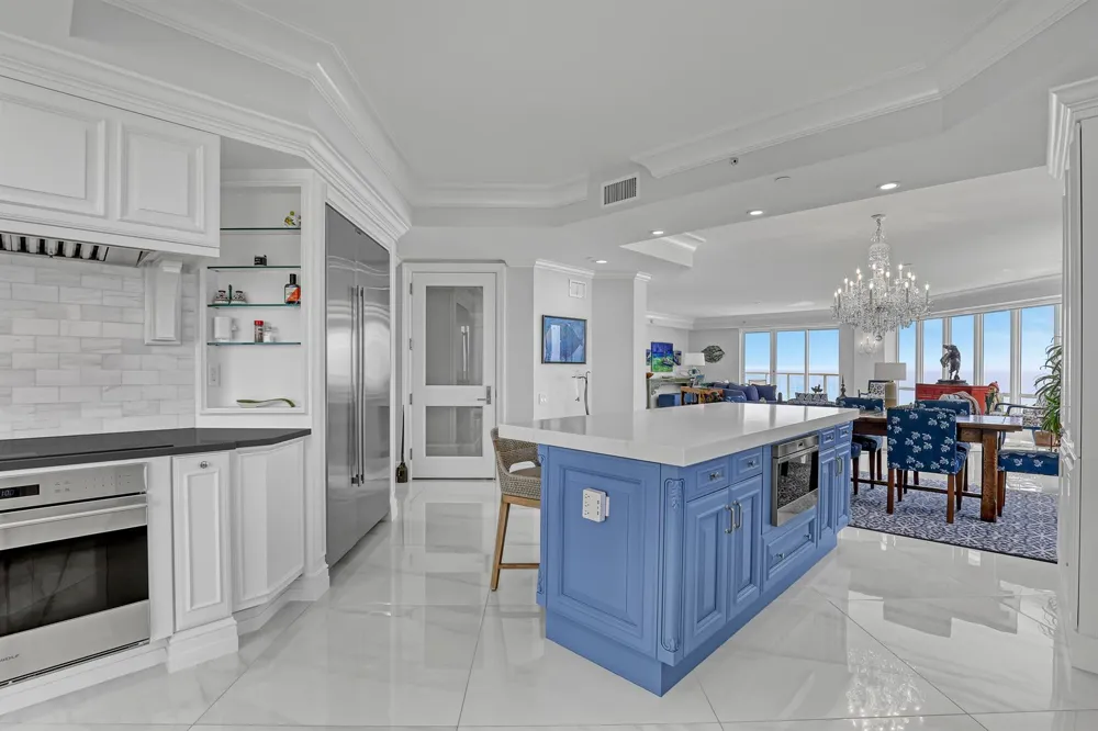 3920 Ocean Drive #9b Singer Island, FL 33404