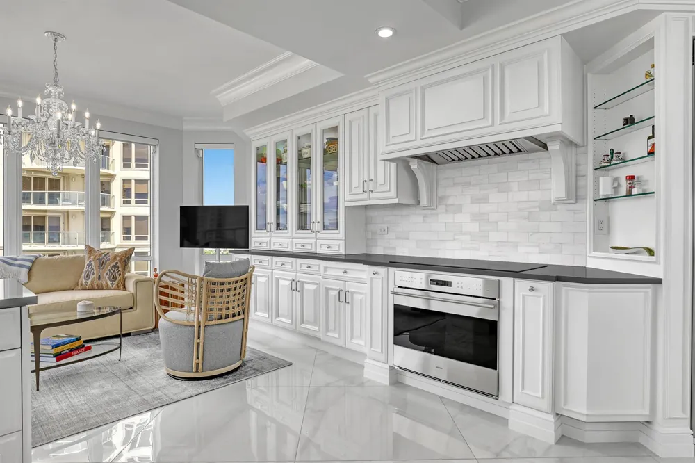 3920 Ocean Drive #9b Singer Island, FL 33404