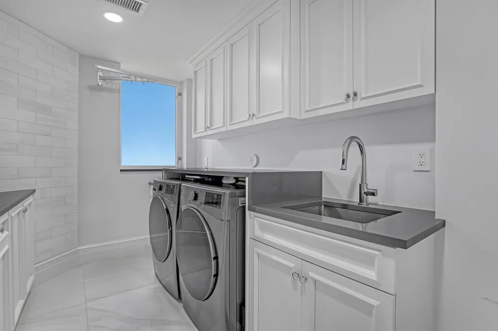 3920 Ocean Drive #9b Singer Island, FL 33404