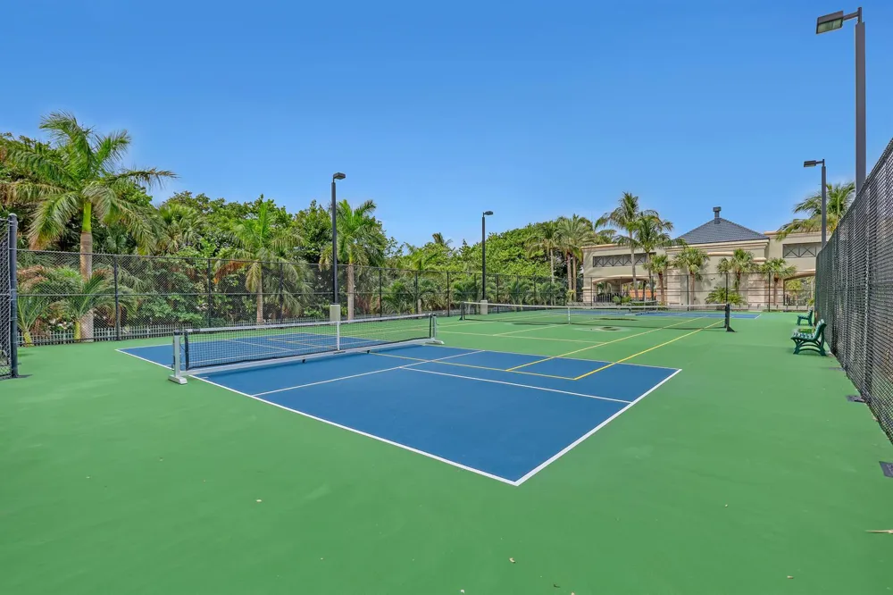 3920 Ocean Drive #9b Singer Island, FL 33404