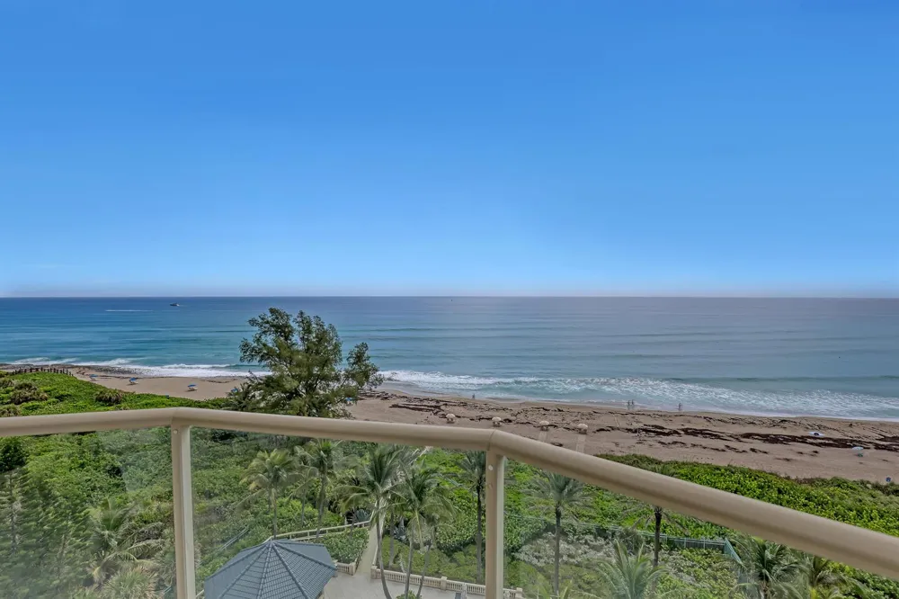 3920 Ocean Drive #9b Singer Island, FL 33404