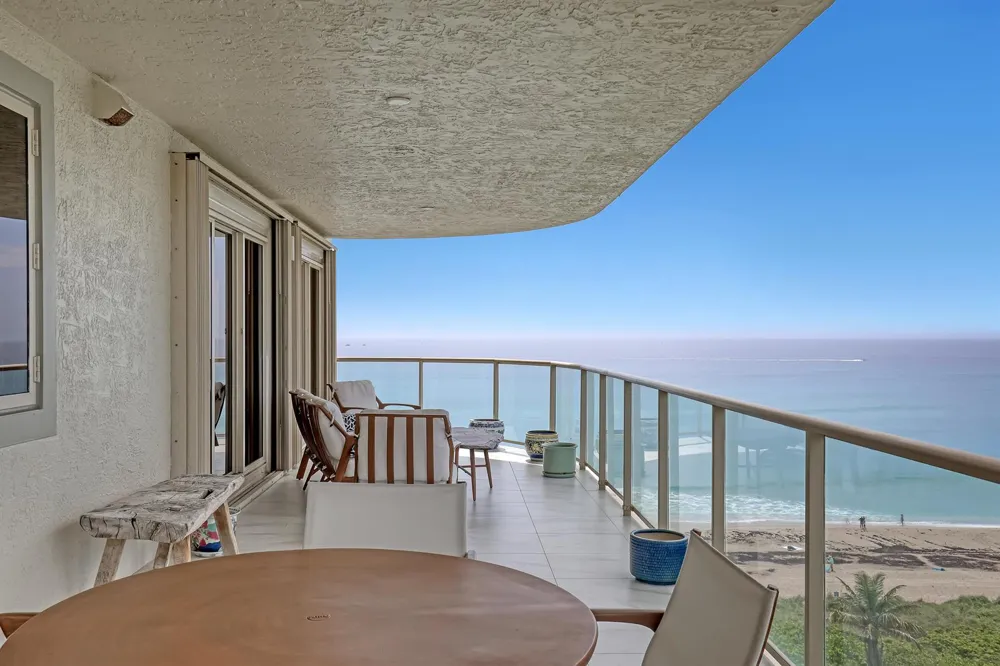 3920 Ocean Drive #9b Singer Island, FL 33404