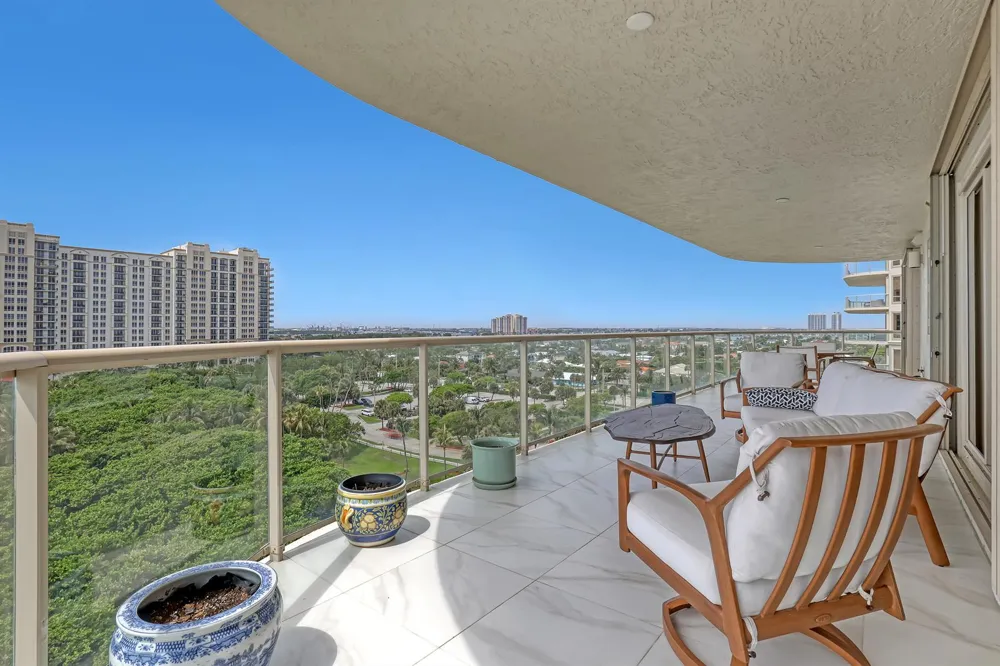 3920 Ocean Drive #9b Singer Island, FL 33404