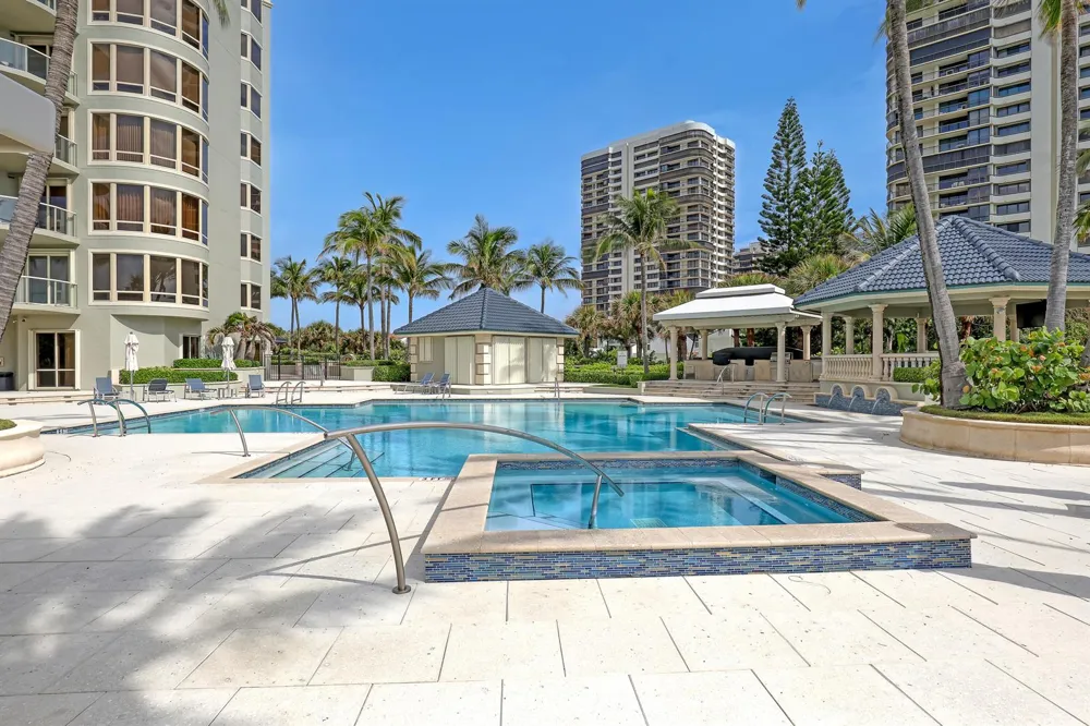 3920 Ocean Drive #9b Singer Island, FL 33404
