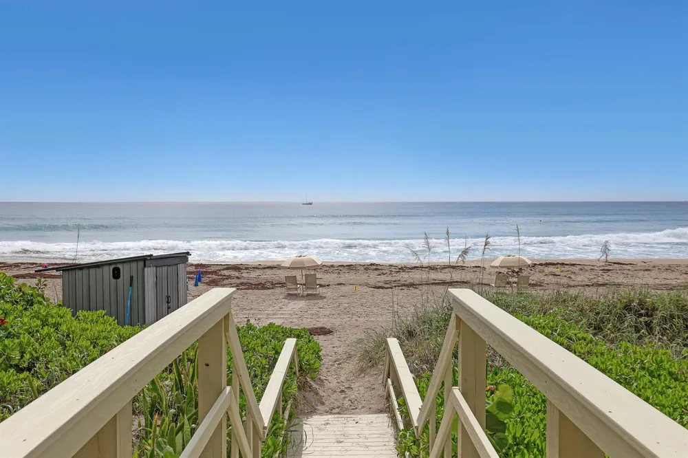3920 Ocean Drive #9b Singer Island, FL 33404