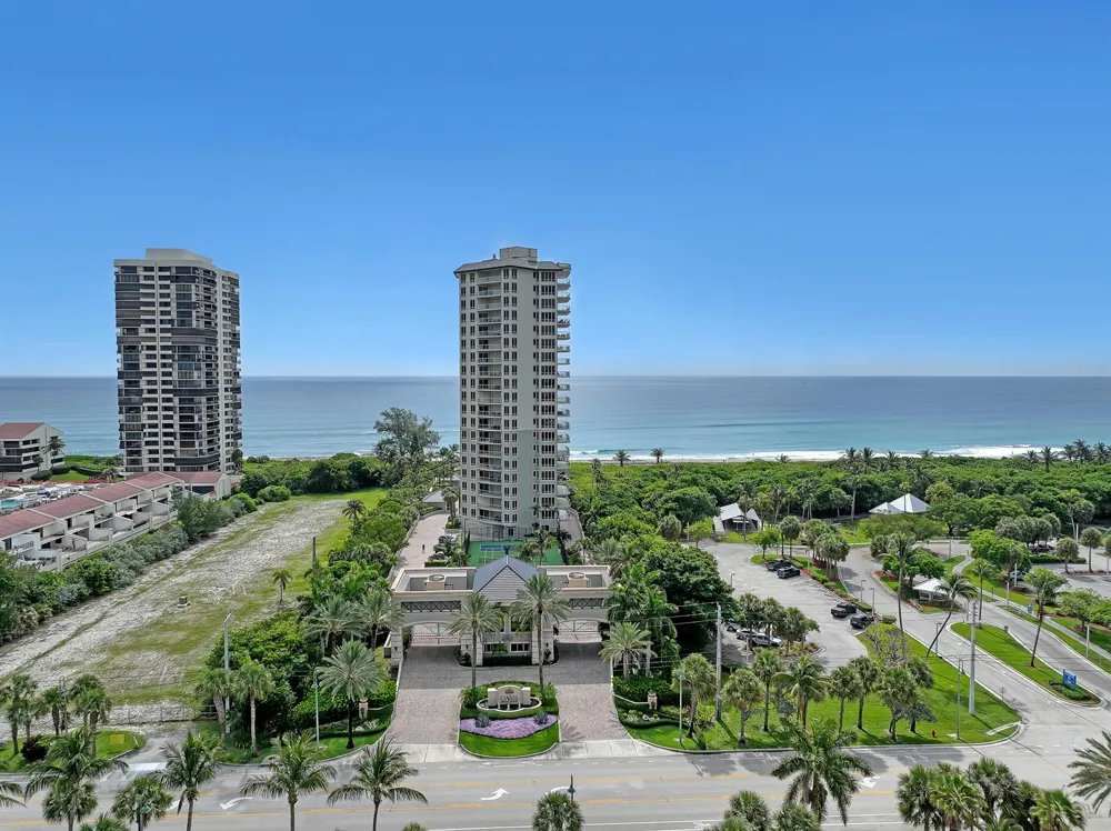 3920 Ocean Drive #9b Singer Island, FL 33404
