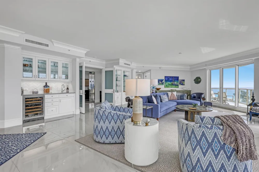 3920 Ocean Drive #9b Singer Island, FL 33404
