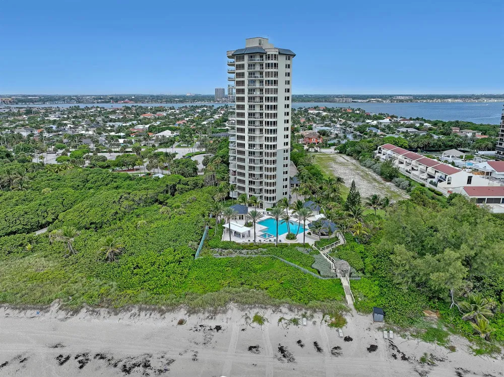 3920 Ocean Drive #9b Singer Island, FL 33404
