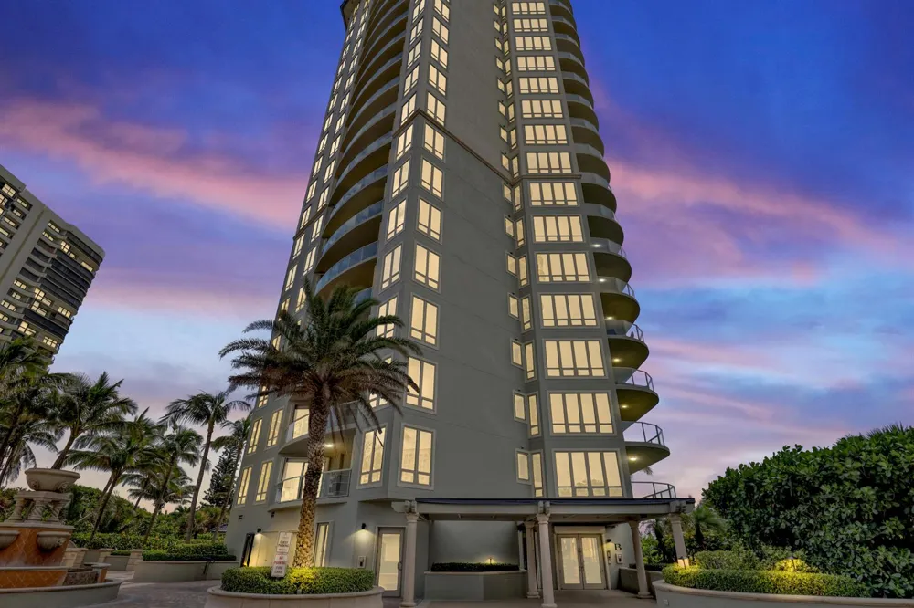 3920 Ocean Drive #9b Singer Island, FL 33404
