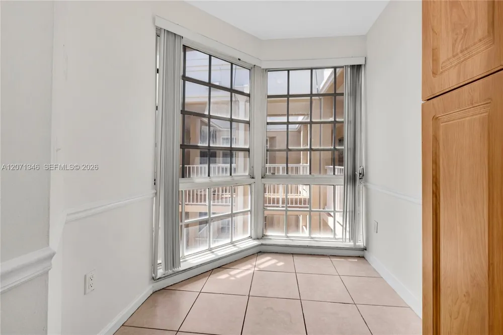 1280 S Alhambra Cir #2413 Coral Gables, FL 33146