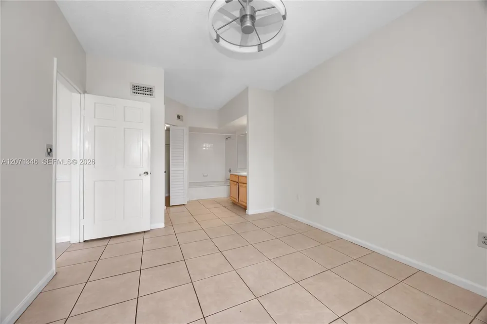 1280 S Alhambra Cir #2413 Coral Gables, FL 33146