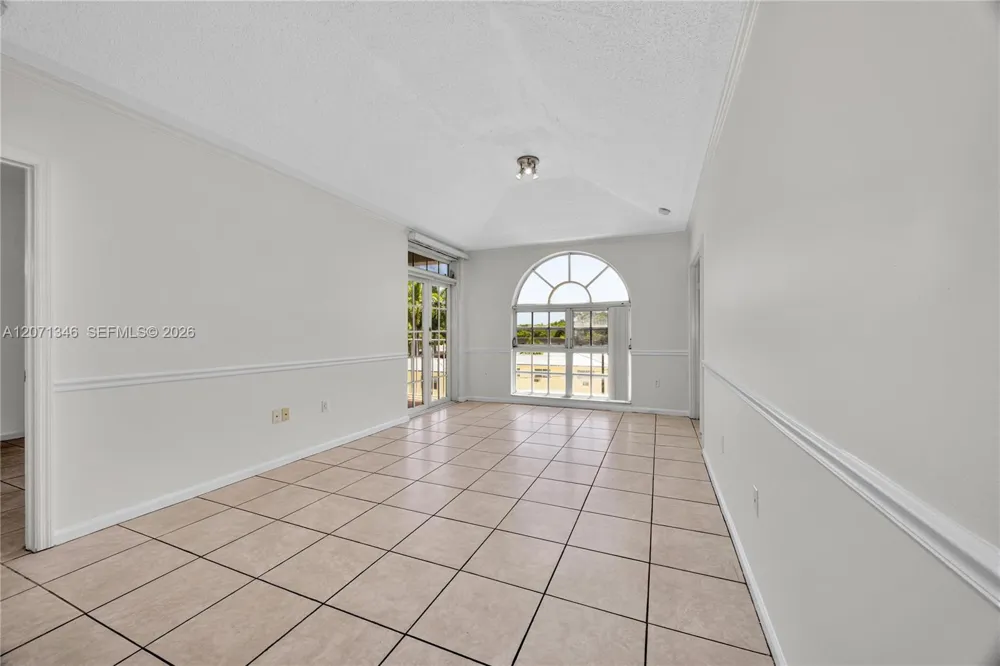 1280 S Alhambra Cir #2413 Coral Gables, FL 33146