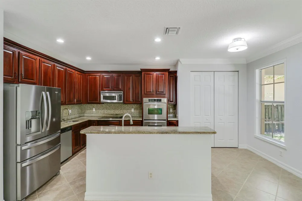 112 Dunmore Drive Jupiter, FL 33458