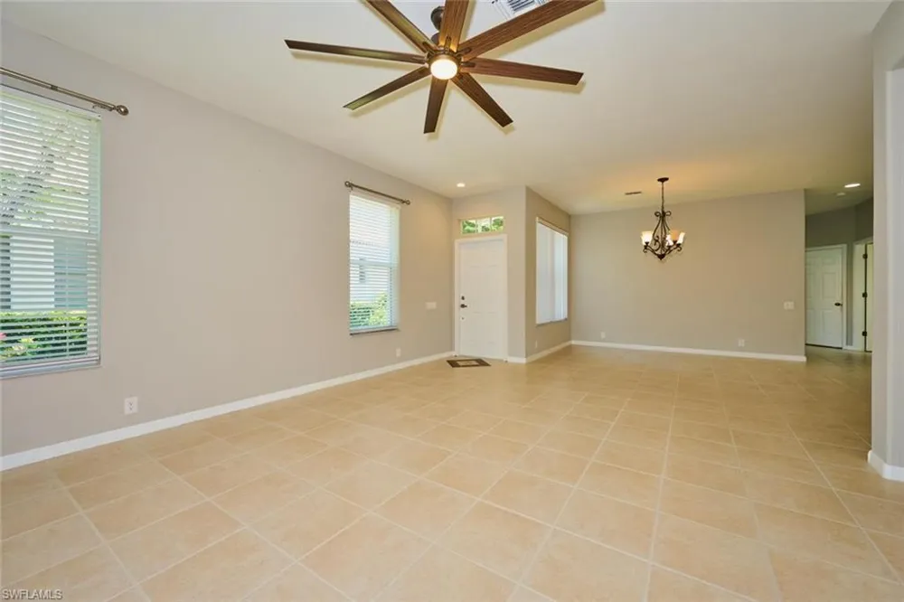 8909 Bristol BEND Fort Myers, FL 33908