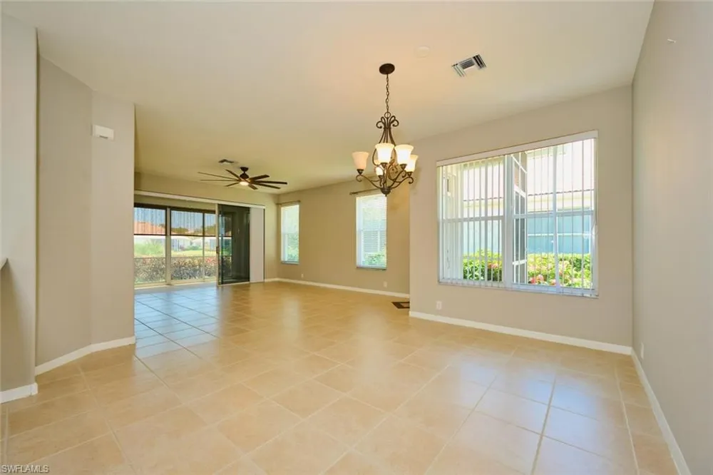 8909 Bristol BEND Fort Myers, FL 33908