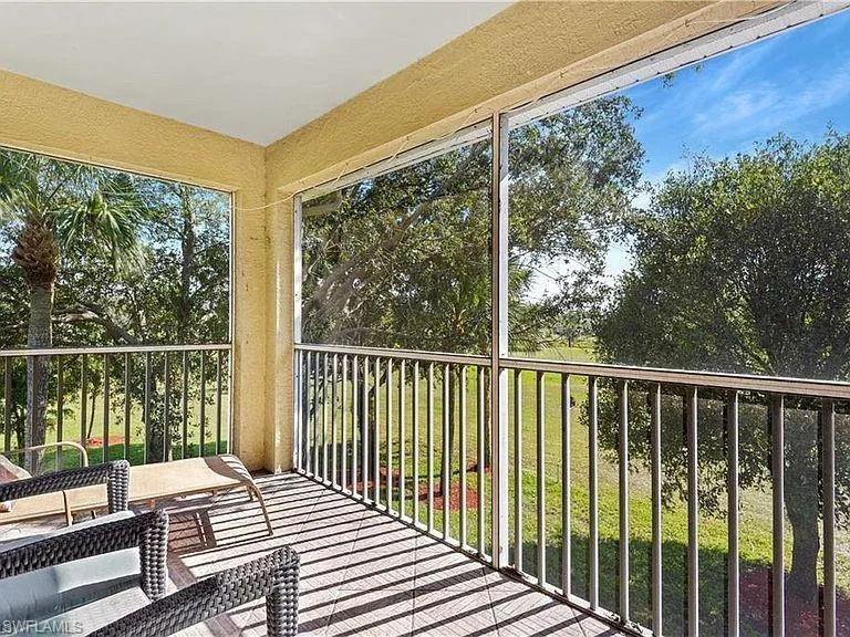 2261 Somerset Ridge Drive #203 Lehigh Acres, FL 33973