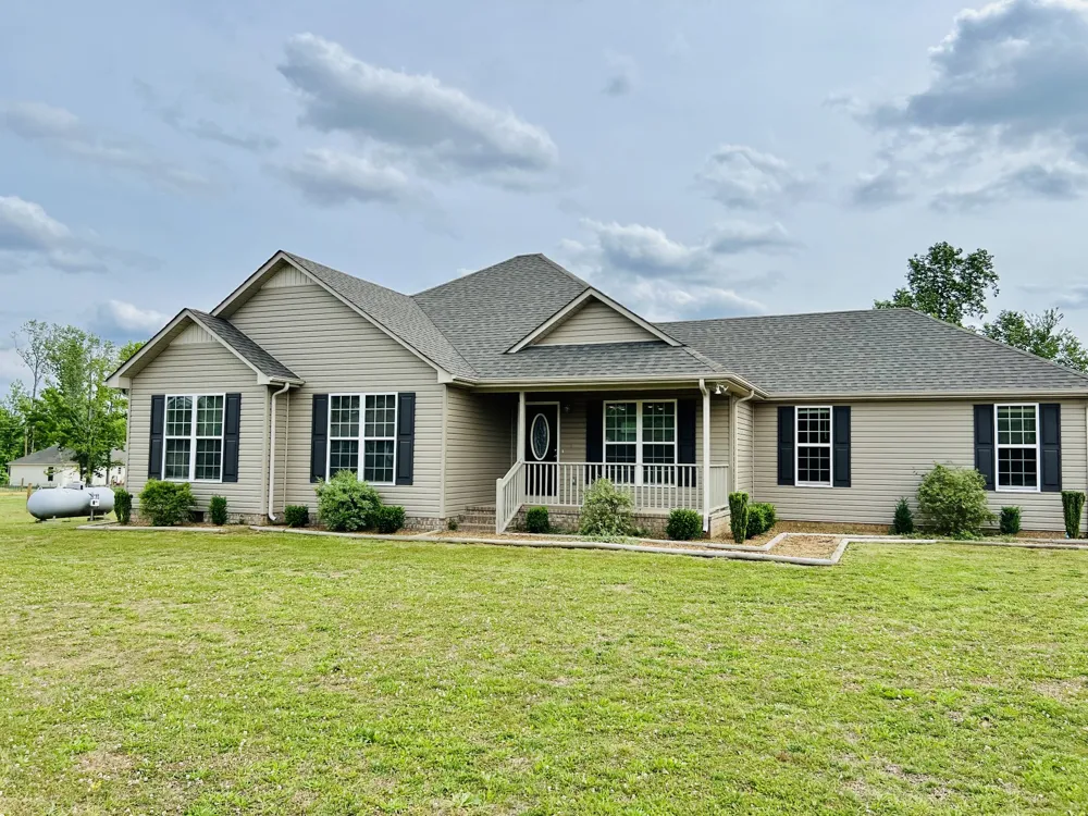 4861 Little Dry Creek Rd Pulaski, TN 38478