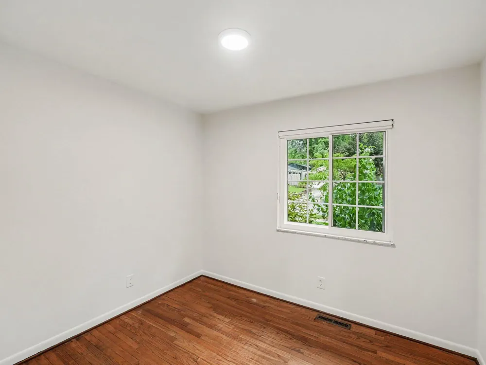 2004 Suffolk Avenue Ann Arbor City, MI 48103