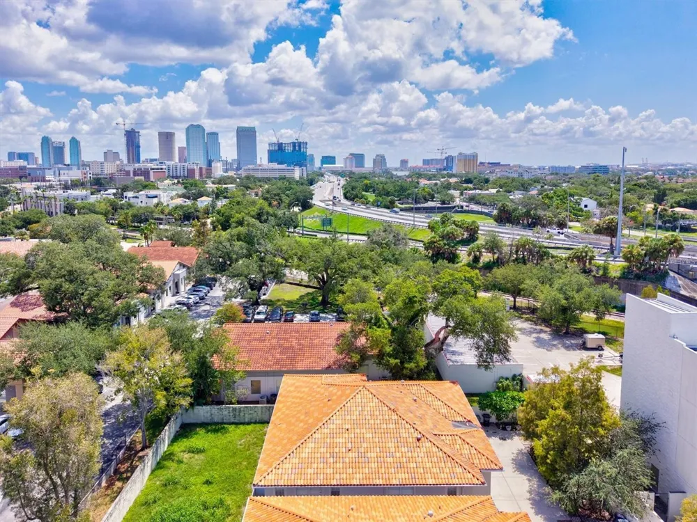212 S DAKOTA AVENUE #E Tampa, FL 33606