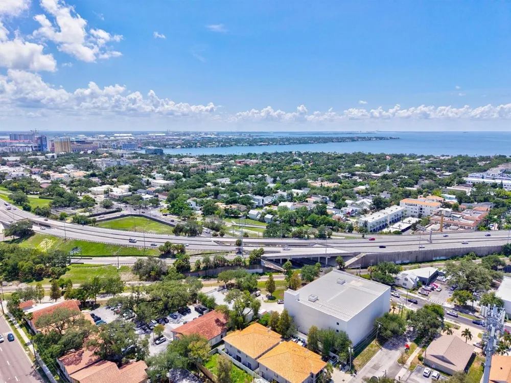 212 S DAKOTA AVENUE #E Tampa, FL 33606