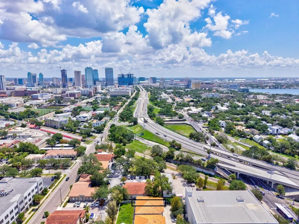212 S DAKOTA AVENUE #E Tampa, FL 33606