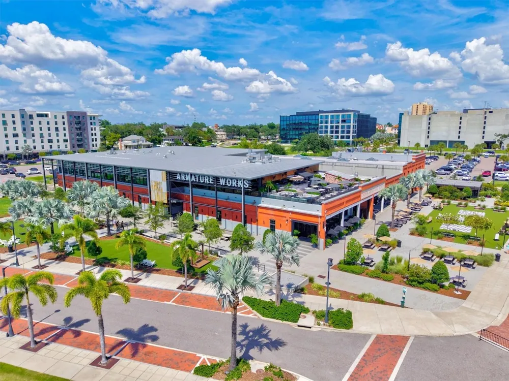212 S DAKOTA AVENUE #E Tampa, FL 33606