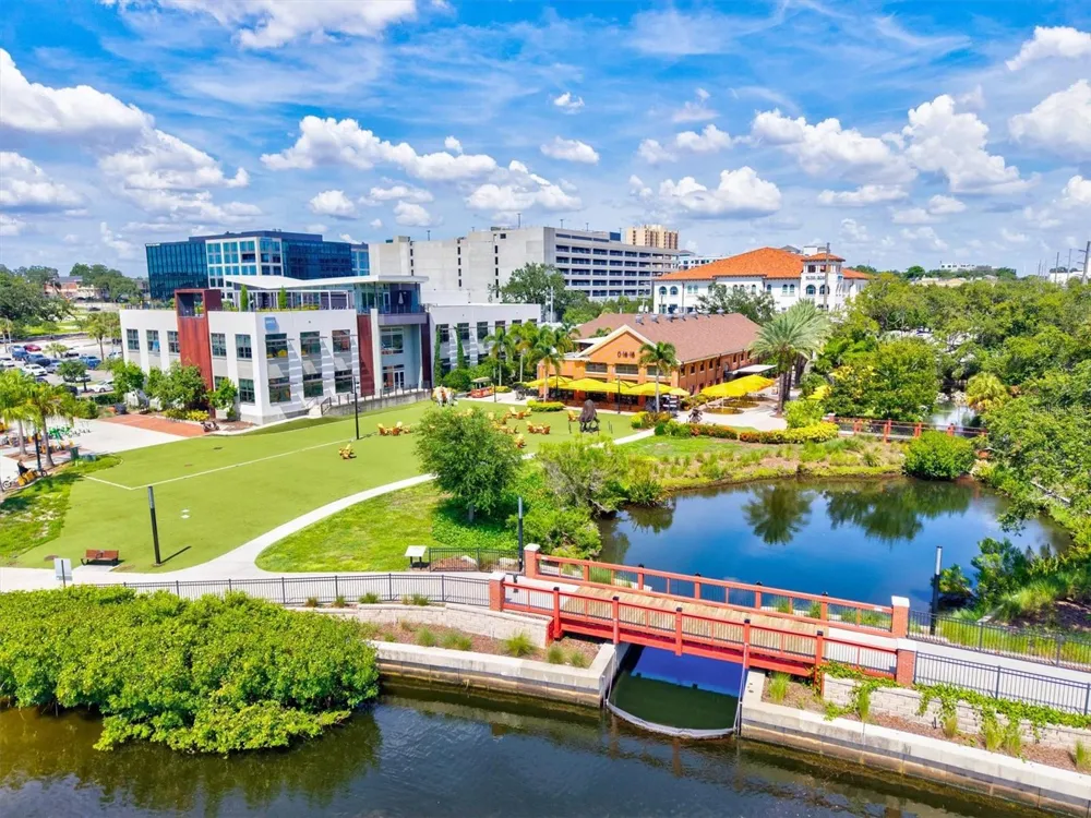 212 S DAKOTA AVENUE #E Tampa, FL 33606