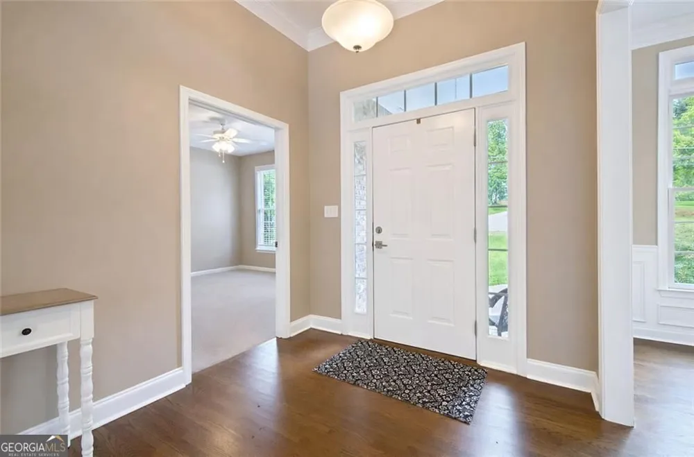93 Overlook CIR Dawsonville, GA 30534
