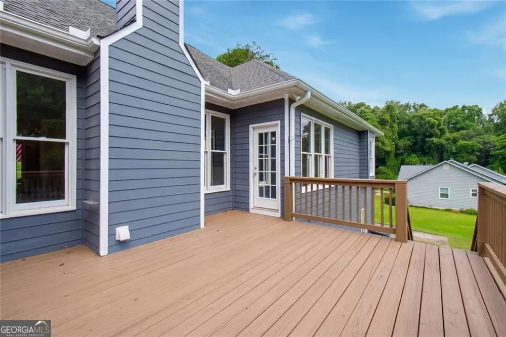 93 Overlook CIR Dawsonville, GA 30534