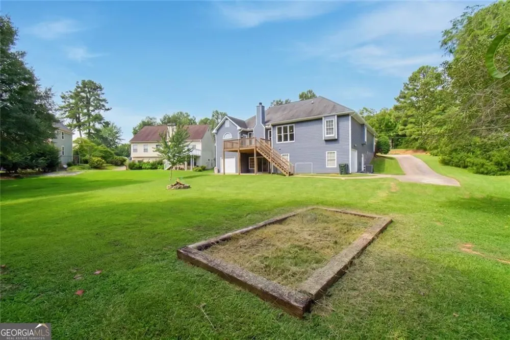 93 Overlook CIR Dawsonville, GA 30534