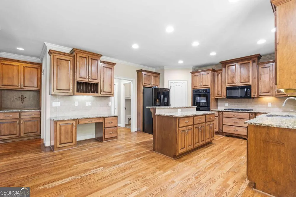 1608 Mason CT Phenix City, AL 36867