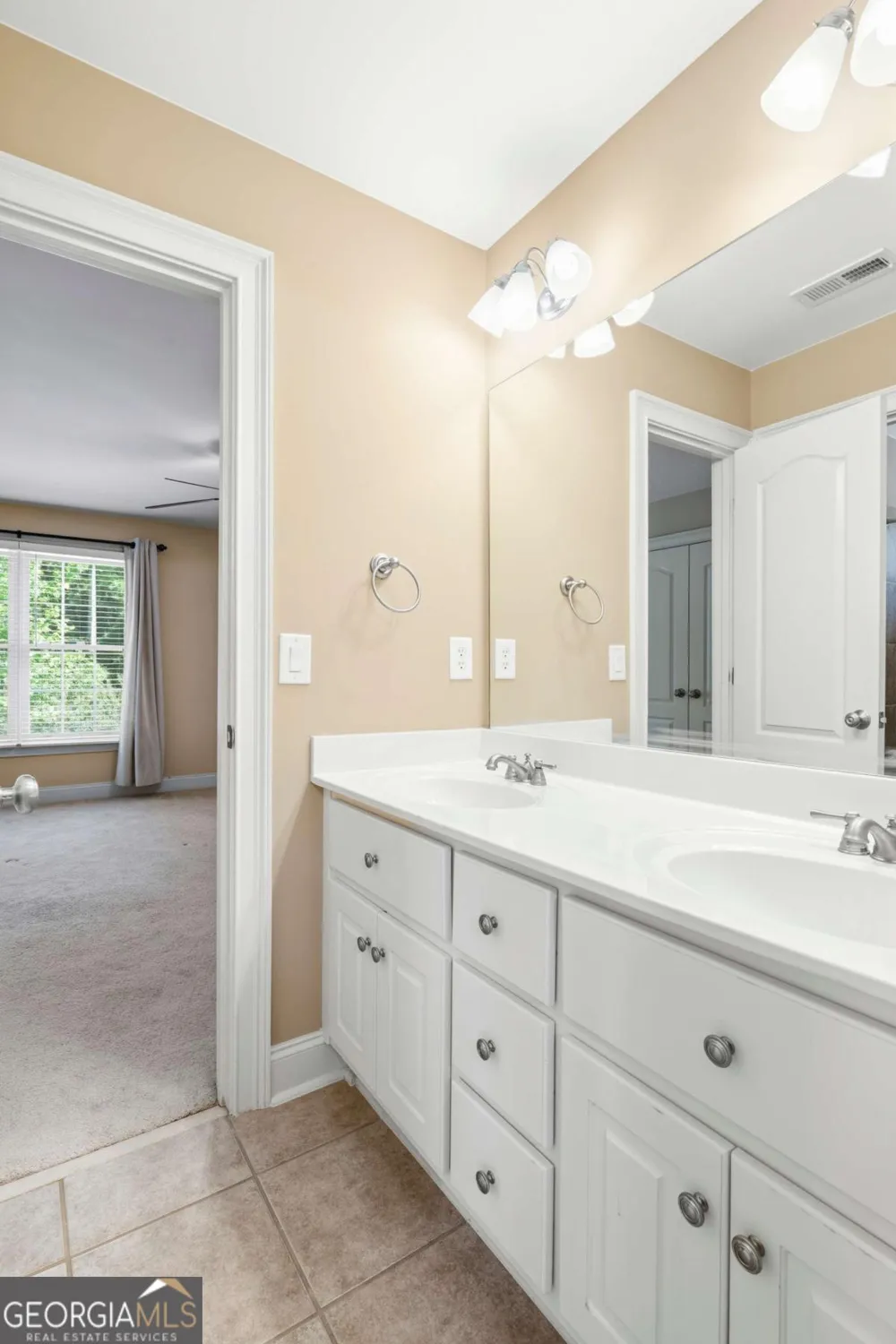 1608 Mason CT Phenix City, AL 36867