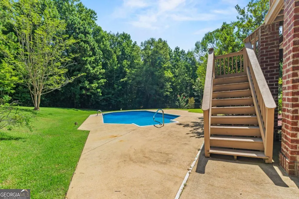 1608 Mason CT Phenix City, AL 36867