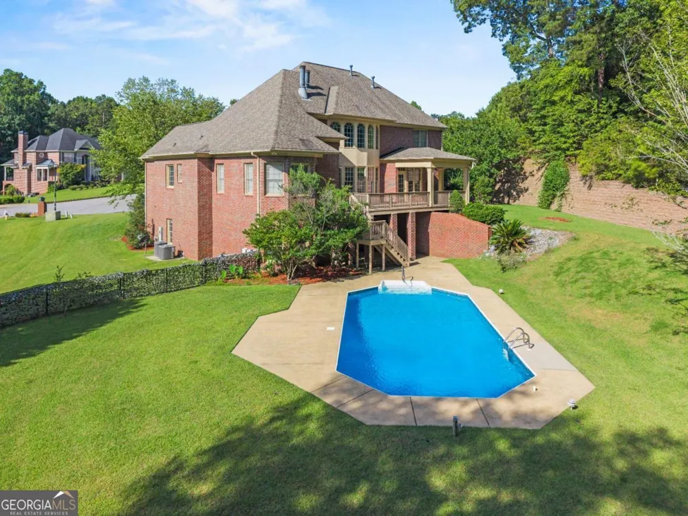 1608 Mason CT Phenix City, AL 36867