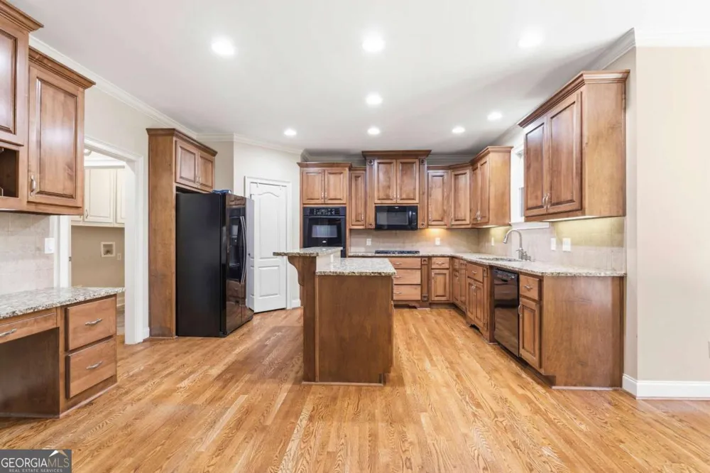 1608 Mason CT Phenix City, AL 36867