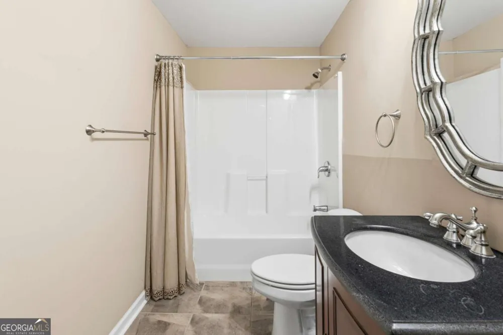 1608 Mason CT Phenix City, AL 36867