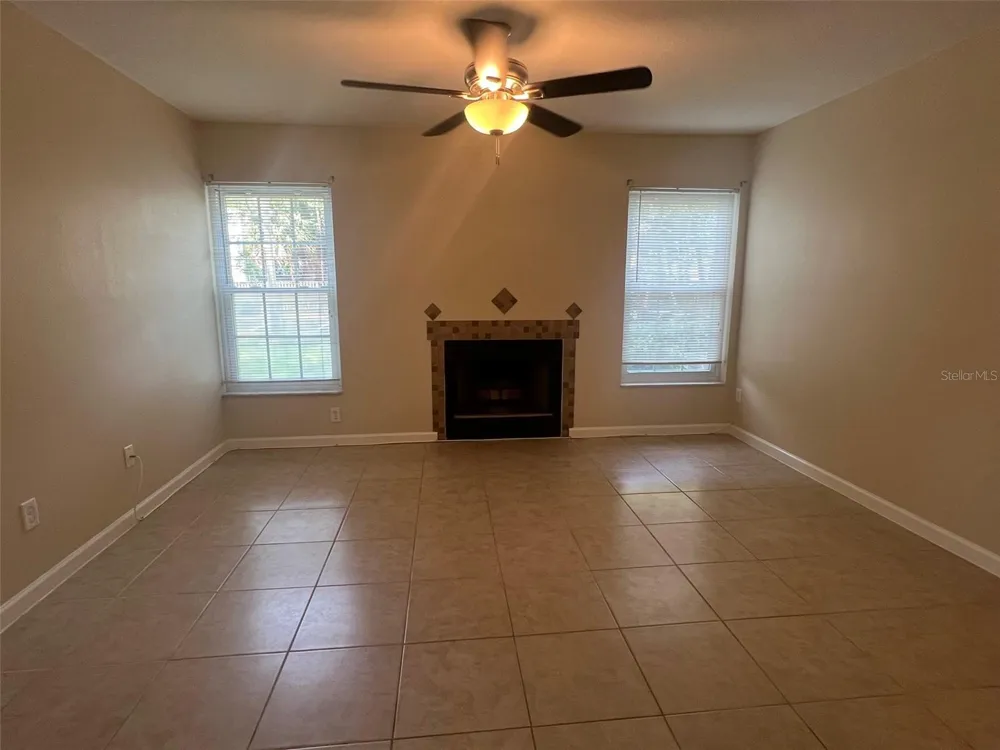 3019 BONAVENTURE CIRCLE #101 Palm Harbor, FL 34684