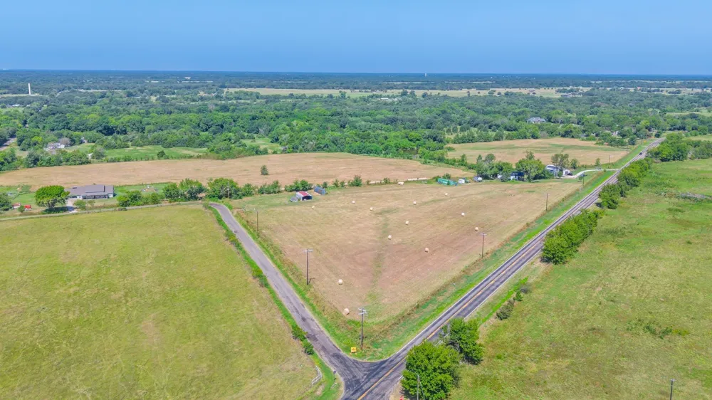 1936 Farm Road 275 S Cumby, TX 75433