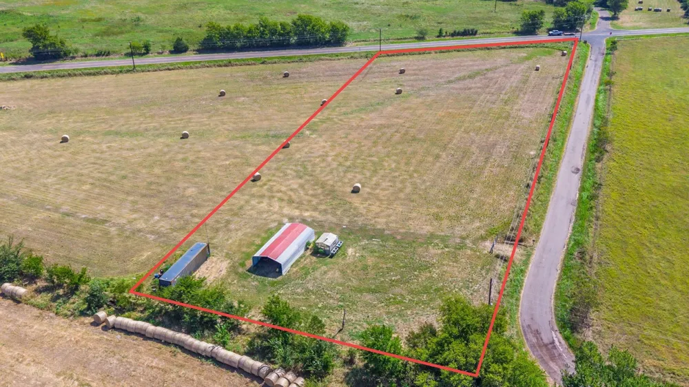 1936 Farm Road 275 S Cumby, TX 75433
